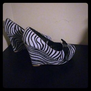 Zebra Wedges